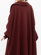Load image into Gallery viewer, Vintage x Made in Canada x TUNDRA Burgundy Wool Shawl (XS-M)