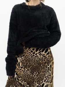 Modern x Fuzzy Black Sweater (S-L)
