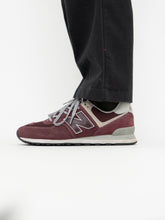 Load image into Gallery viewer, NEW BALANCE x Burgundy Suede Sneakers (9.5M)
