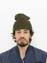 Load image into Gallery viewer, Vintage x Camo Knit Beanie
