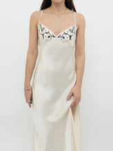 Load image into Gallery viewer, Vintage x VICTORIA SECRET Cream, Black embroidered Silk Slip Dress (XS, S)