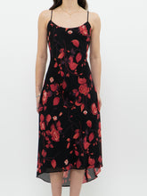Load image into Gallery viewer, Vintage x Made in Canada x Black, Red Floral Dress (M)