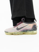 Load image into Gallery viewer, NIKE x Air Vapormax PINK Runners (9)