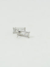 Load image into Gallery viewer, Vintage x Baguette Rhinestone Stud Earrings