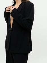 Load image into Gallery viewer, Vintage x BILL BLASS Black Suit (L)