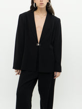 Load image into Gallery viewer, Vintage x BILL BLASS Black Suit (L)