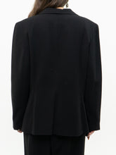 Load image into Gallery viewer, Vintage x BILL BLASS Black Suit (L)