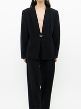 Load image into Gallery viewer, Vintage x BILL BLASS Black Suit (L)