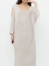 Load image into Gallery viewer, Vintage x Taupe Cozy Cotton Off-Shoulder Dress (S-L)