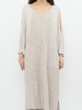 Load image into Gallery viewer, Vintage x Taupe Cozy Cotton Off-Shoulder Dress (S-L)