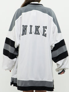 Vintage x NIKE White & Grey Track Jacket (XS-XXL)