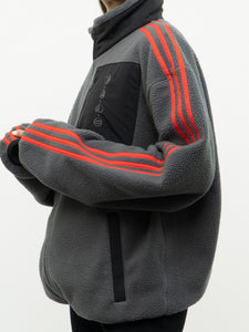 FC BEYERN MUNCHEN x ADIDAS x Red Stripe Fleece (M, L)