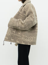 Load image into Gallery viewer, Vintage x Pure Wool Llama Pattern Jacket