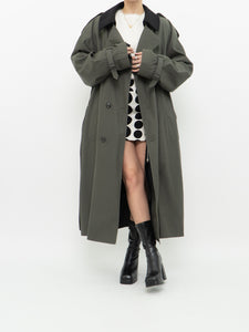 Vintage x Made in Canada x Olive Green Trench w/ zipout Insulation (M, L)