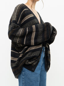 Vintage x Made in Canada x Mult-Knit Oversized Cozy Cardigan (XS-XL)