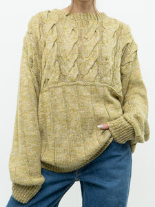 Vintage x Handmade Cozy Yellow-Green Sweater (M-XL)