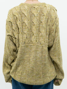 Vintage x Handmade Cozy Yellow-Green Sweater (M-XL)