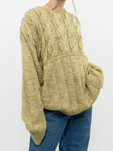 Vintage x Handmade Cozy Yellow-Green Sweater (M-XL)