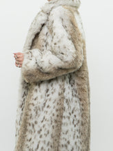 Load image into Gallery viewer, Vintage x Made in Canada x STERLING STALL Faux Fur Coat (XS-M)