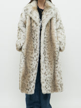 Load image into Gallery viewer, Vintage x Made in Canada x STERLING STALL Faux Fur Coat (XS-M)