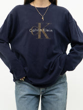 Load image into Gallery viewer, Vintage x CALVIN KLEIN Long Sleeve Navy Tee (XS-L)