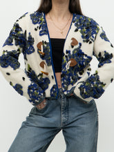 Load image into Gallery viewer, Modern x Cream Raised Knit Floral Cropped Jacket (M, L)