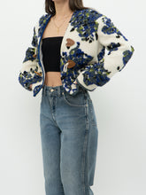 Load image into Gallery viewer, Modern x Cream Raised Knit Floral Cropped Jacket (M, L)