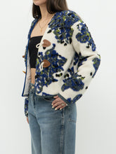 Load image into Gallery viewer, Modern x Cream Raised Knit Floral Cropped Jacket (M, L)