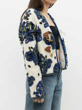 Load image into Gallery viewer, Modern x Cream Raised Knit Floral Cropped Jacket (M, L)