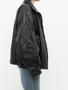 Vintage x SEARS Made in Canada x Black Leather Bomber (XS-L)