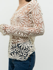 Vintage x Cream Floral Crochet Long Sleeve (M, L)