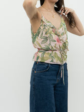 Load image into Gallery viewer, Vintage x ANN TAYLOR Pink Floral Silk Wrap Top (S, M)