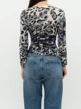 Load image into Gallery viewer, Vintage x Made in Italy x MAX MARA Leopard Top (S, M)