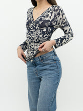 Load image into Gallery viewer, Vintage x Made in Italy x MAX MARA Leopard Top (S, M)