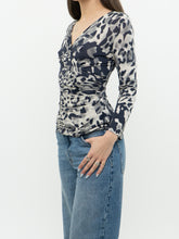 Load image into Gallery viewer, Vintage x Made in Italy x MAX MARA Leopard Top (S, M)