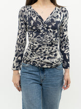 Load image into Gallery viewer, Vintage x Made in Italy x MAX MARA Leopard Top (S, M)