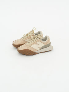 NEW BALANCE x Beige Sneaker (5, 5.5W)