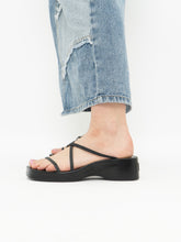 Load image into Gallery viewer, Vintage x BCBG Black Strappy Sandle