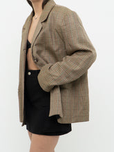 Load image into Gallery viewer, Vintage x Made in Canada x Beige Plaid Woolk &amp; Silk-blend Blazer (M, L)