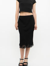 Load image into Gallery viewer, Vintage x Made in Canada x Black Lace Midi Skirt (S, M)