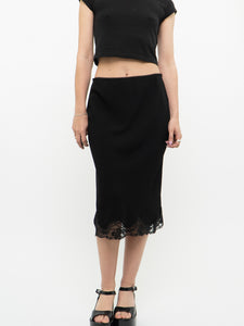 Vintage x Made in Canada x Black Lace Midi Skirt (S, M)