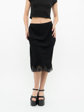 Load image into Gallery viewer, Vintage x Made in Canada x Black Lace Midi Skirt (S, M)