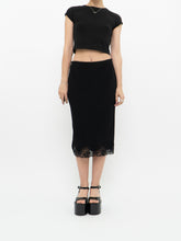 Load image into Gallery viewer, Vintage x Made in Canada x Black Lace Midi Skirt (S, M)