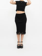 Load image into Gallery viewer, Vintage x Made in Canada x Black Lace Midi Skirt (S, M)