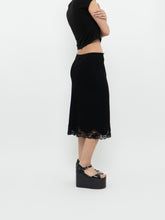 Load image into Gallery viewer, Vintage x Made in Canada x Black Lace Midi Skirt (S, M)