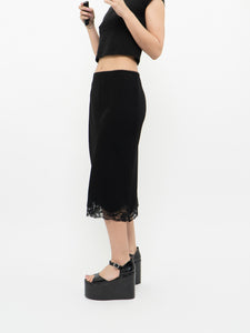 Vintage x Made in Canada x Black Lace Midi Skirt (S, M)