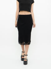 Load image into Gallery viewer, Vintage x Made in Canada x Black Lace Midi Skirt (S, M)