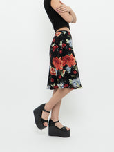 Load image into Gallery viewer, Vintage x Made in Canada x LOUBEN Black Floral Midi Skirt (XS, S)