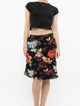 Load image into Gallery viewer, Vintage x Made in Canada x LOUBEN Black Floral Midi Skirt (XS, S)