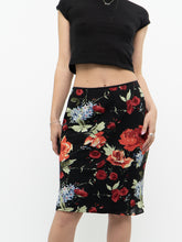 Load image into Gallery viewer, Vintage x Made in Canada x LOUBEN Black Floral Midi Skirt (XS, S)